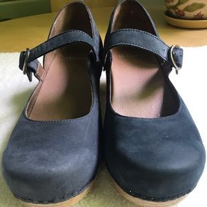Navy Blue Dansko Mary Janes 40 / 9